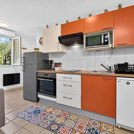 Appartement Chaleureux 2p Central, Frontière Monaco - Hh *